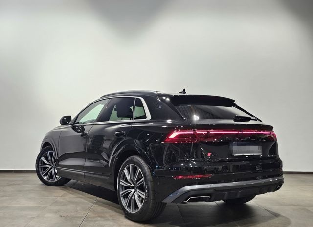 Audi Q8 50 TDI S Line Pano Matrix Softc.Hud Belüf 360 foto 9