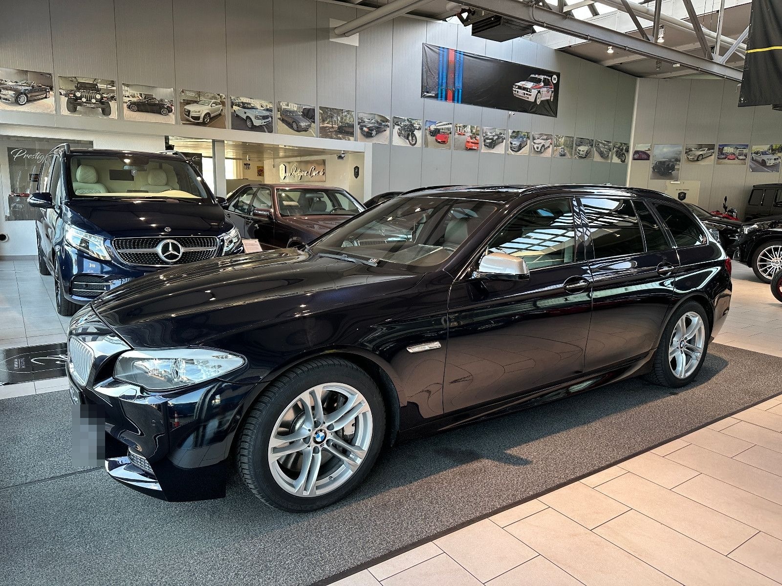 BMW M550d xDrive Leder Braun Pano HuD Spur Fond Ent. foto 3