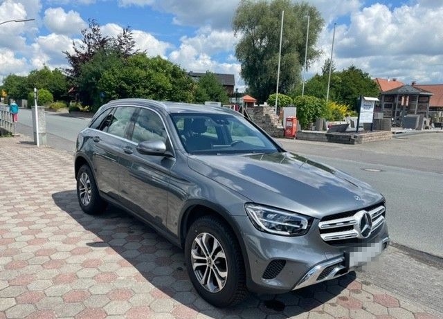Mercedes-Benz GLC 220 d 4Matic AHK LED foto 7