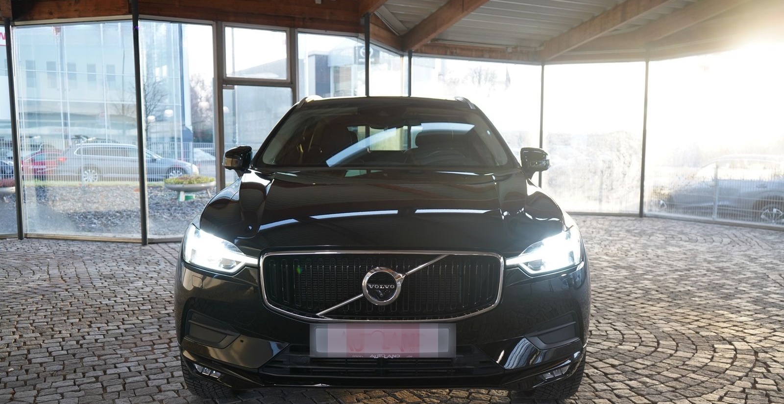 Volvo XC60 2.0 Momentum 2WD LED 360° ACC Panorama Navi foto 9