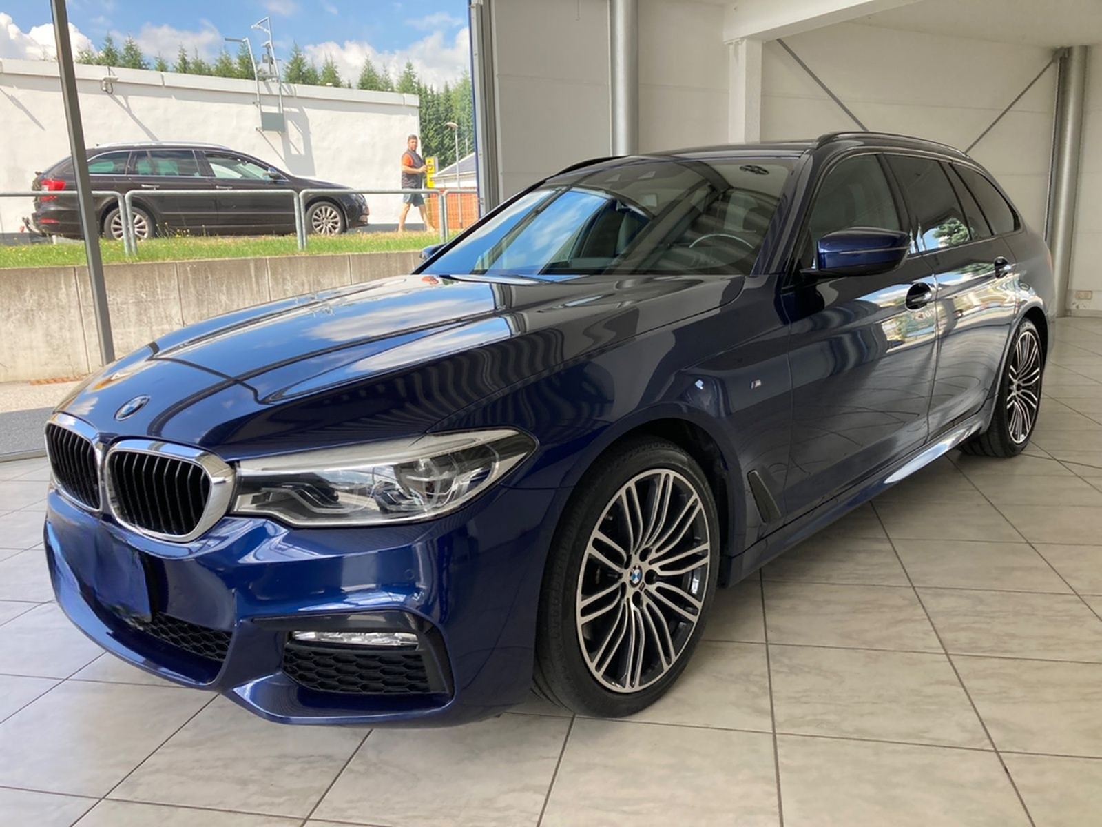 BMW 530 Baureihe 5 Touring 530 d xDrive M Sport foto 4