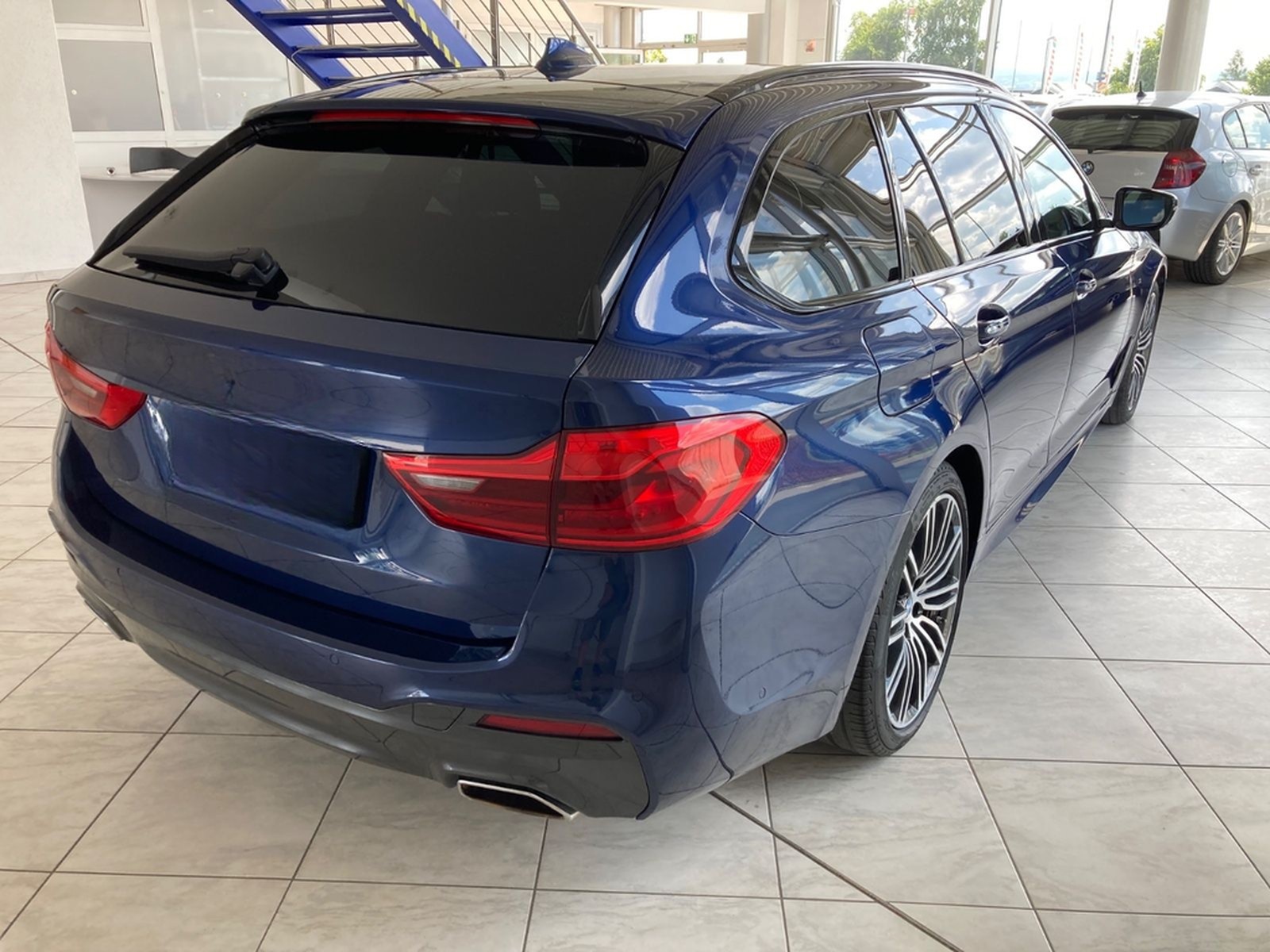 BMW 530 Baureihe 5 Touring 530 d xDrive M Sport foto 6