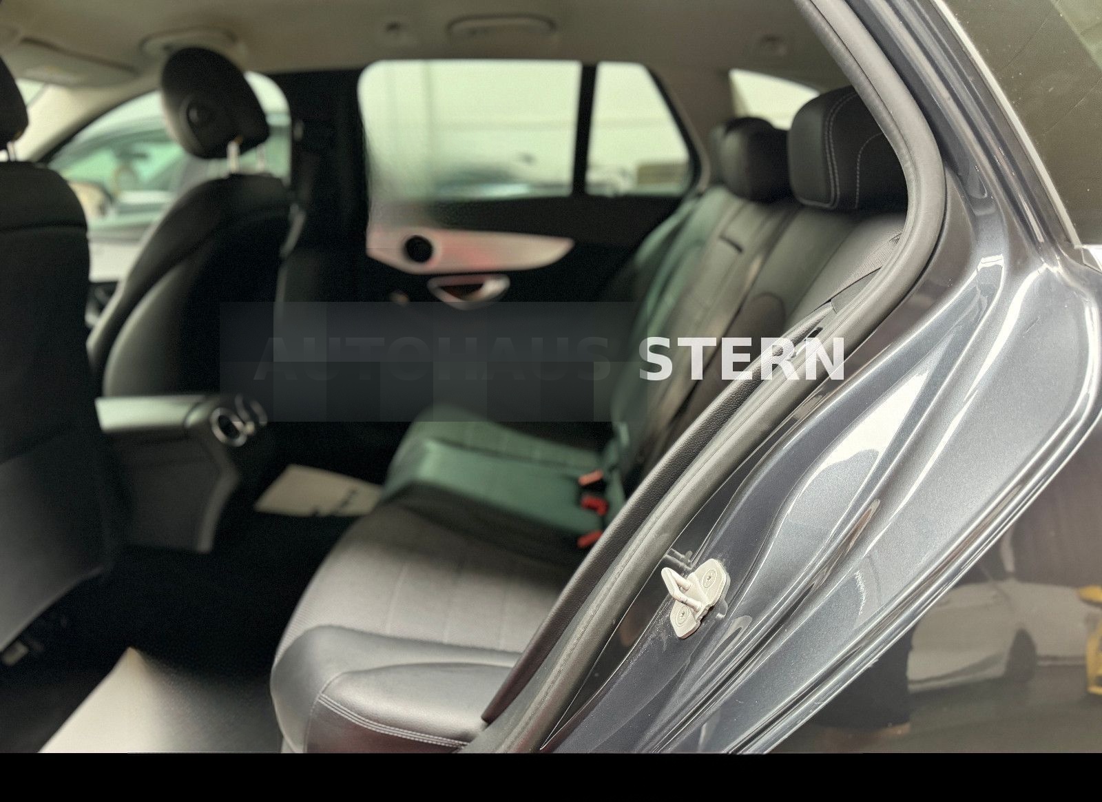 Mercedes-Benz C 220 T d Avantgarde LED AHK 8xReifen Tempomat foto 20