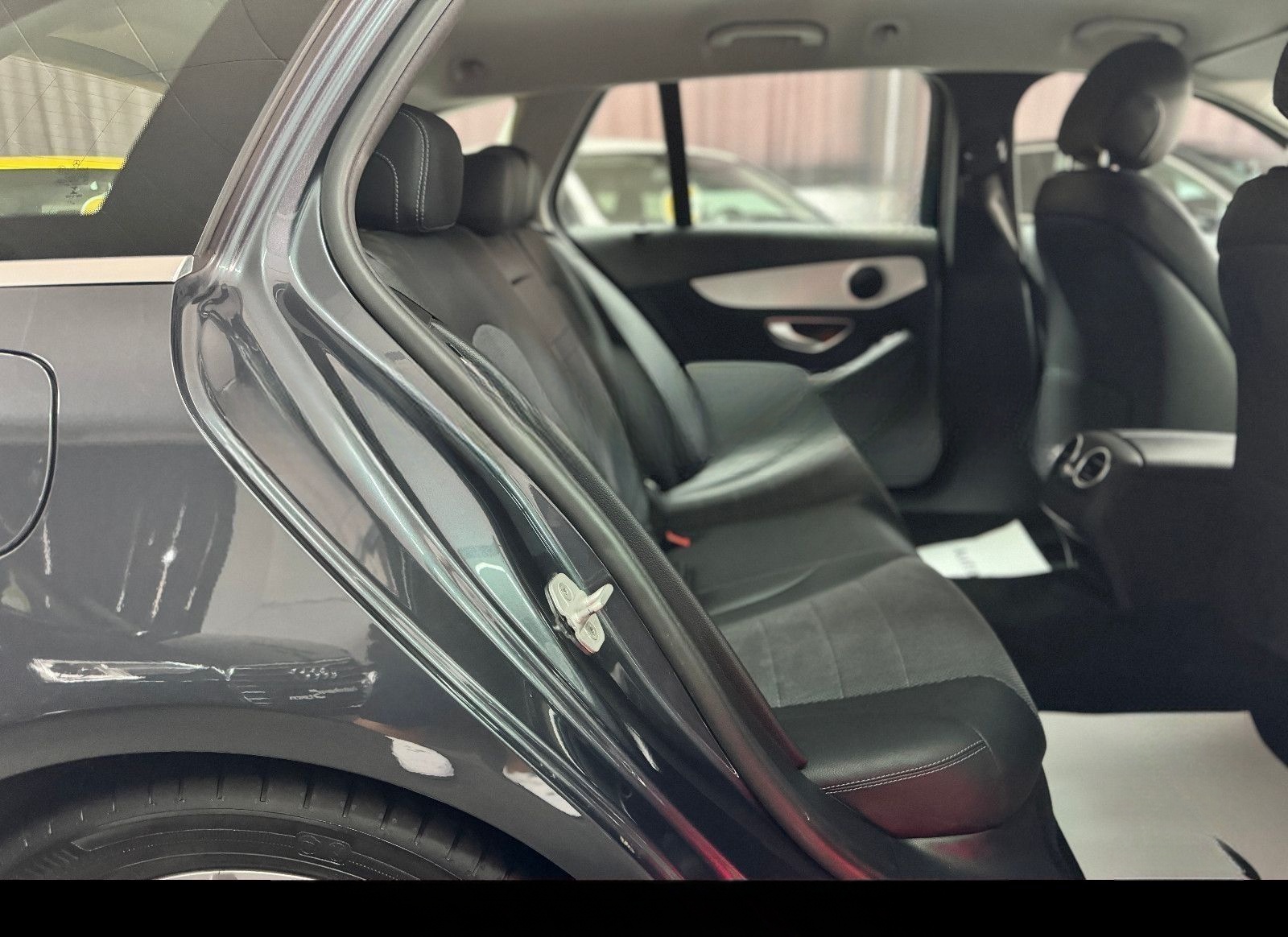 Mercedes-Benz C 220 T d Avantgarde LED AHK 8xReifen Tempomat foto 21