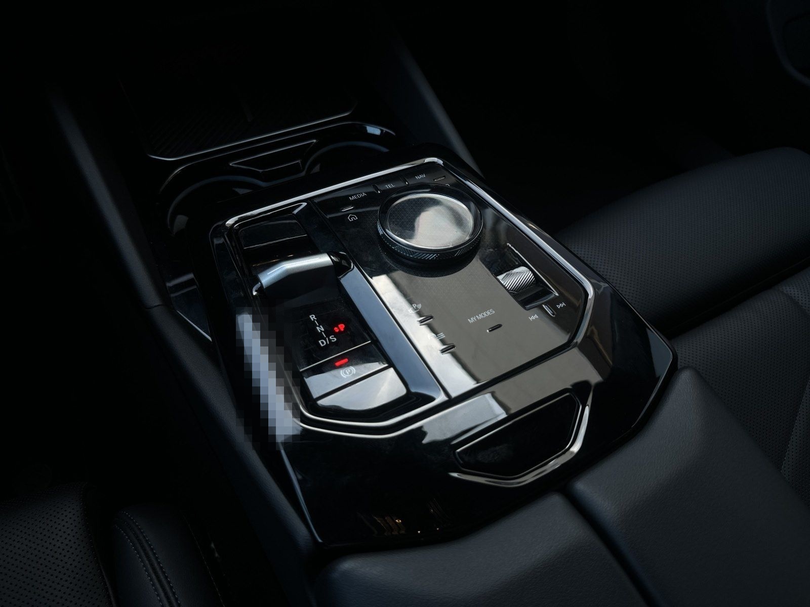 BMW 520d xDrive Limousine M Sportpaket Head-Up DAB foto 13