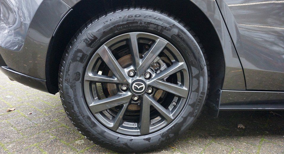 Mazda 3 2.5L e-SKYACTIV G 140ps 6AT FWD Nagisa foto 6