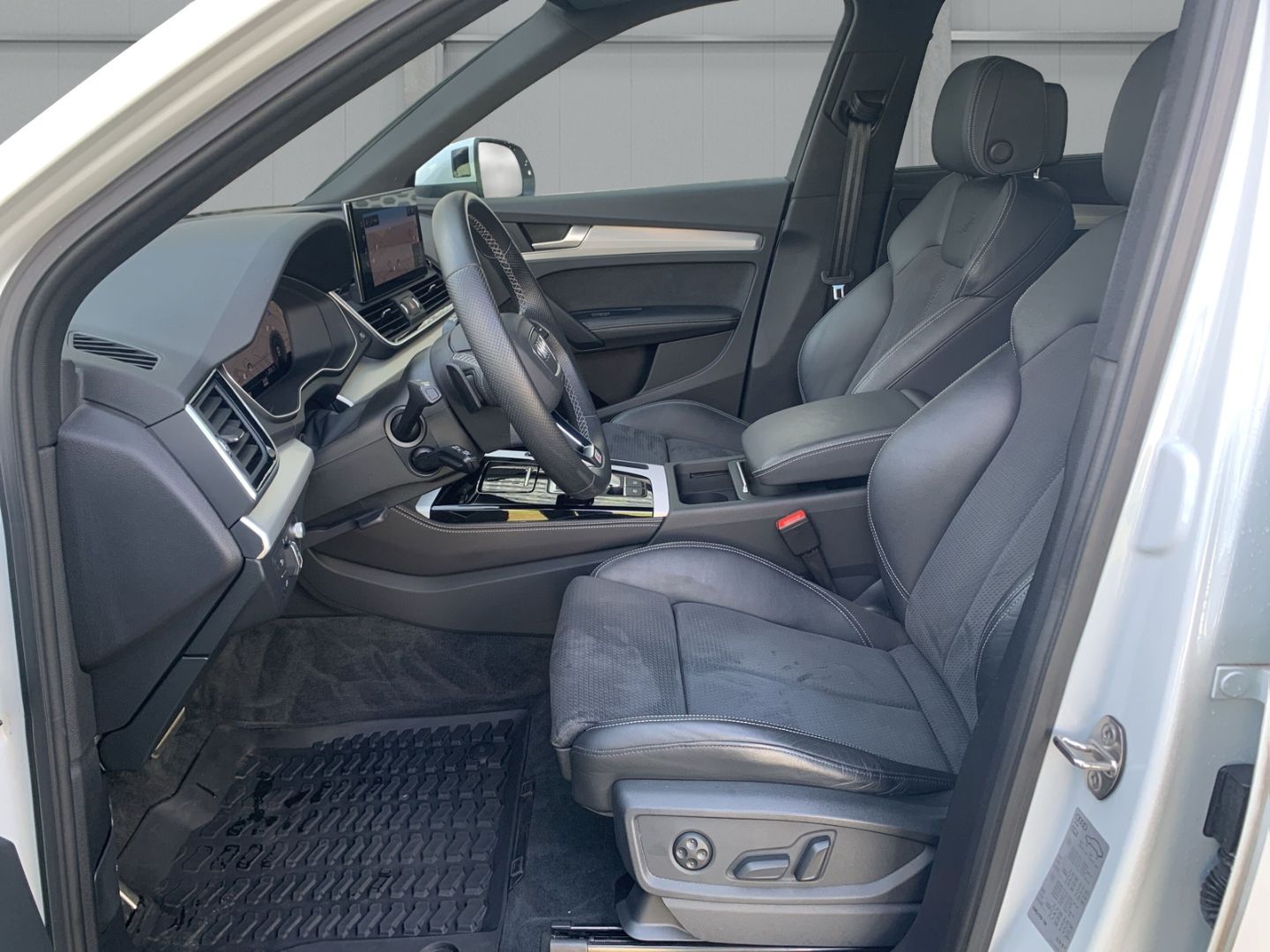 Audi Q5 quattro 50 TDI quattroS tronic  S line Luftfe foto 10