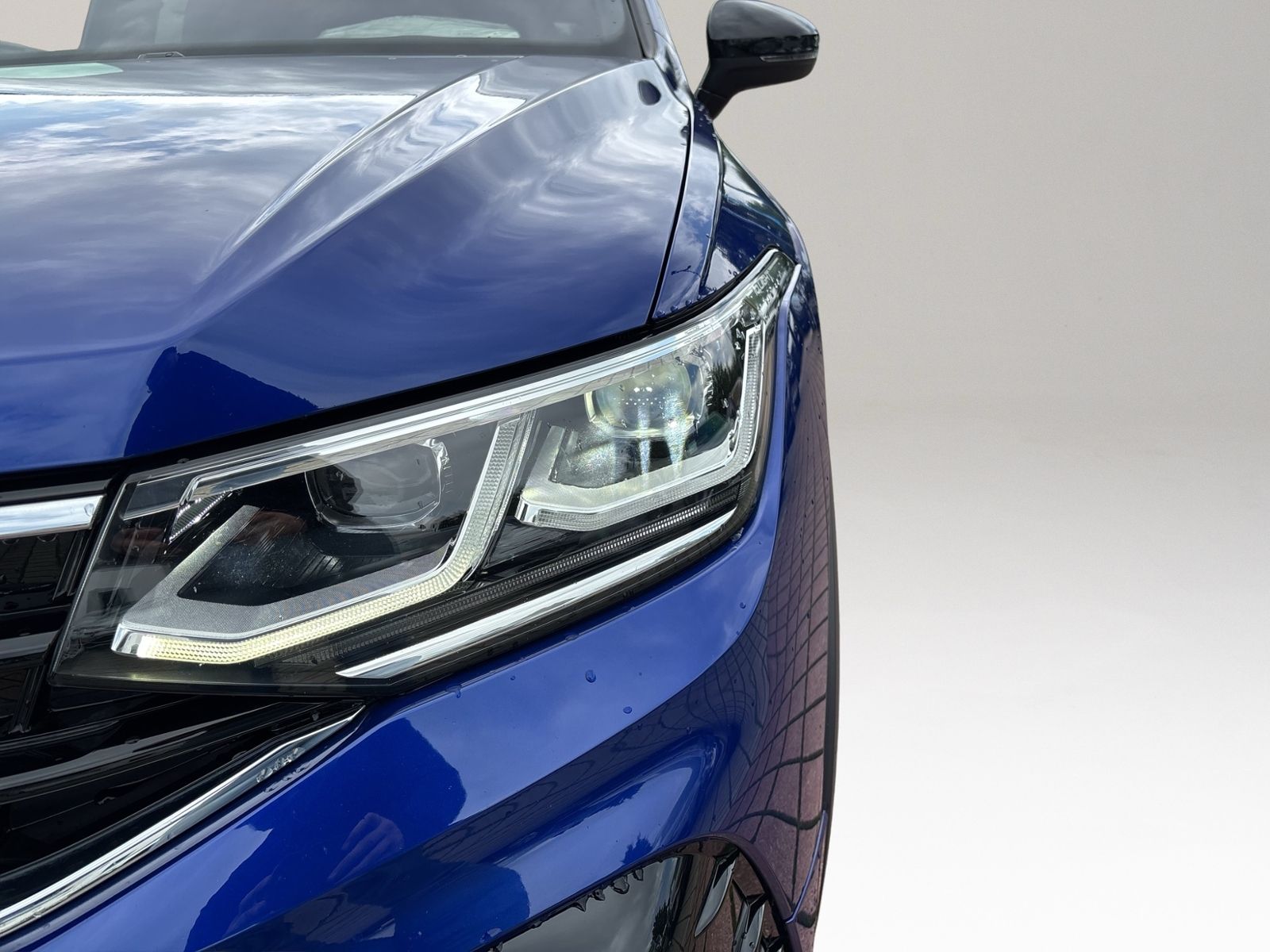 Volkswagen Tiguan R 4Motion, PANO, Design Paket, Rear View, foto 12