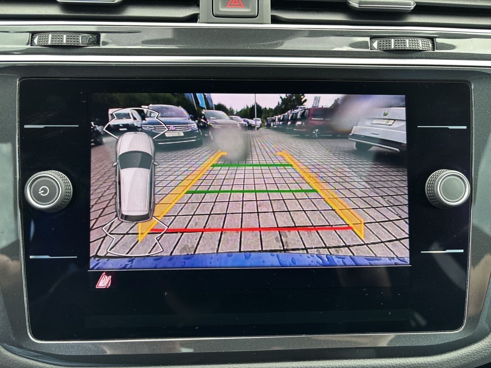 Volkswagen Tiguan R 4Motion, PANO, Design Paket, Rear View, foto 22