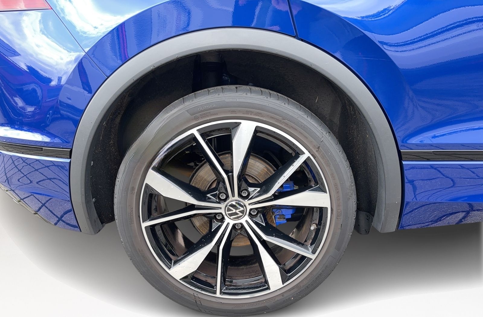 Volkswagen Tiguan R 4Motion, PANO, Design Paket, Rear View, foto 6