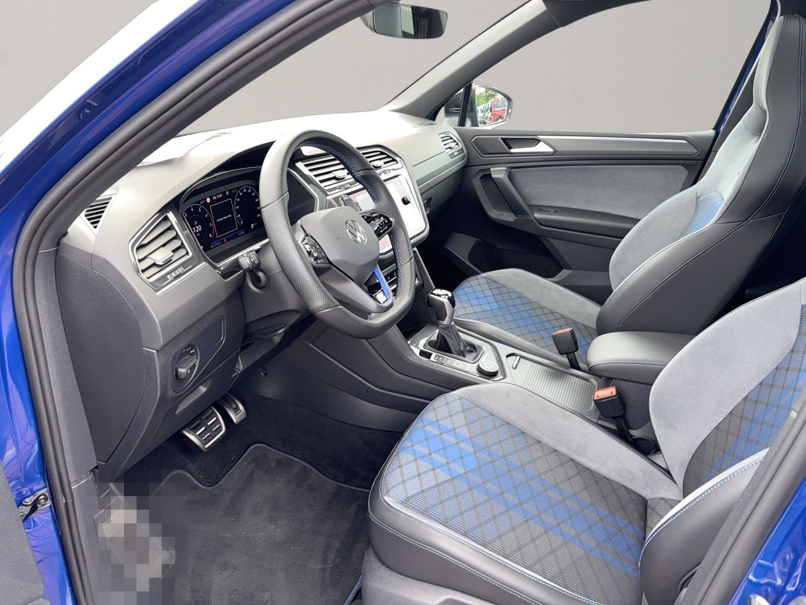 Volkswagen Tiguan R 4Motion, PANO, Design Paket, Rear View, foto 8