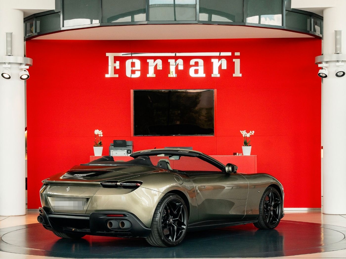 Ferrari Roma Spider MagneRide*360°-View*LED-Lenkrad foto 7