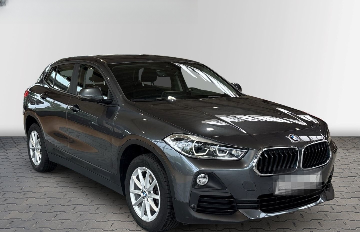 BMW X2 sDrive 18 d HUD Navi LED Mehrzonenklima Fahre foto 9