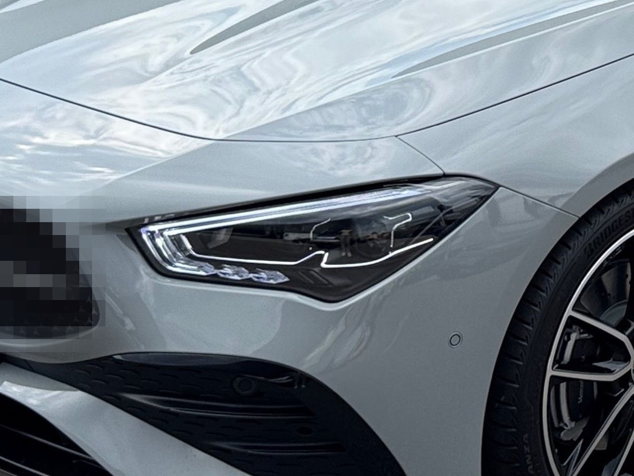 Mercedes-Benz GLB 200 d AMG+HANDS-FREE+MULTIBEAM+PARK+DISTR foto 6