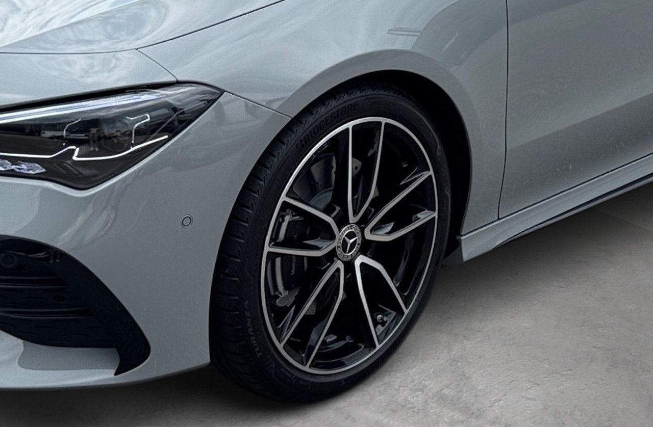 Mercedes-Benz GLB 200 d AMG+HANDS-FREE+MULTIBEAM+PARK+DISTR foto 7