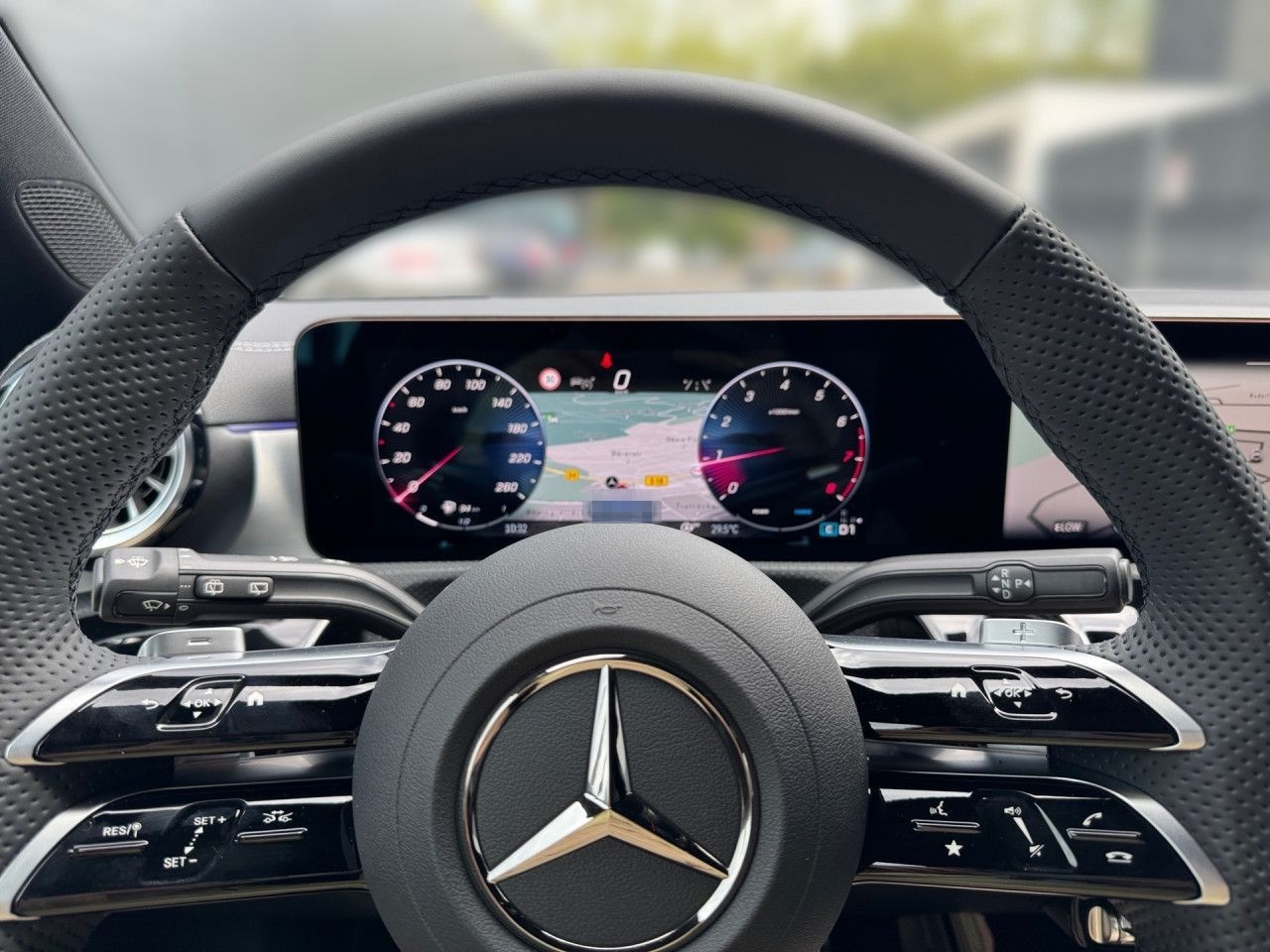 Mercedes-Benz GLB 200 d AMG+HANDS-FREE+MULTIBEAM+PARK+DISTR foto 9