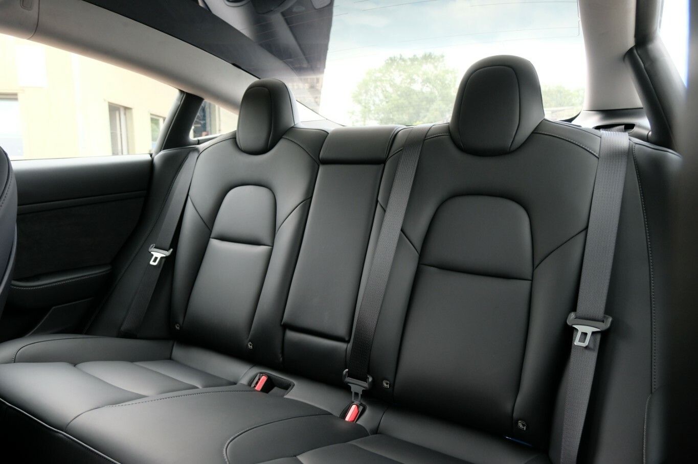 Tesla Model 3 Performance Premium Audio KW Fahrwerk foto 16