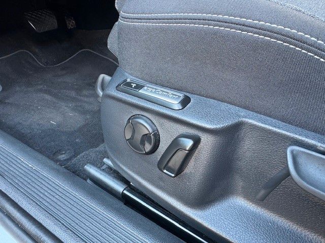 Volkswagen Passat Variant 2.0 TDI Business DSG/NAV/AHK/SHZ foto 12