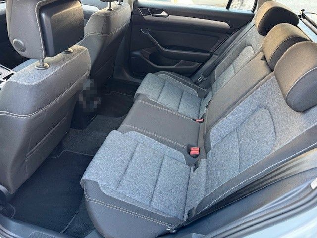 Volkswagen Passat Variant 2.0 TDI Business DSG/NAV/AHK/SHZ foto 13