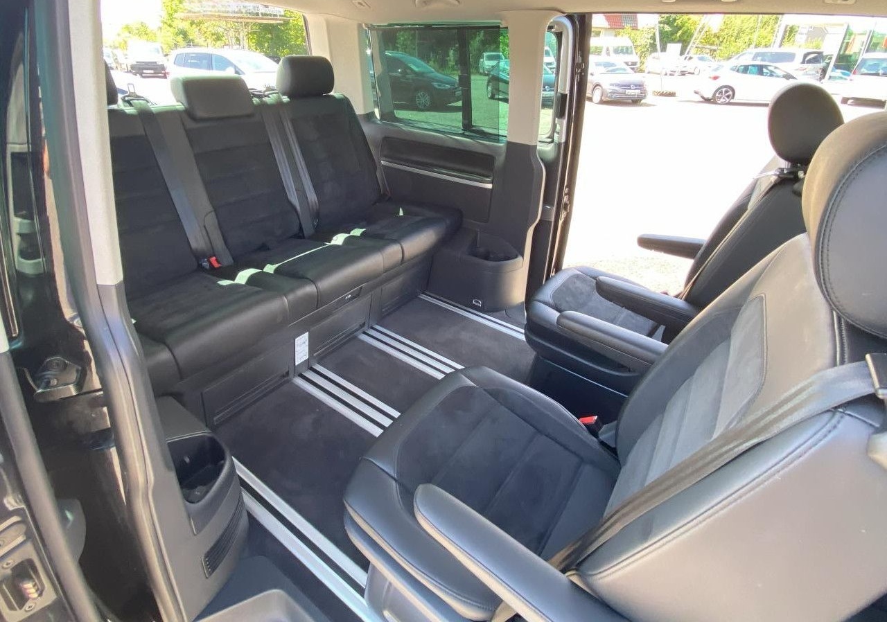 Volkswagen T6 Multivan 2.0 TDI DSG Highline foto 14