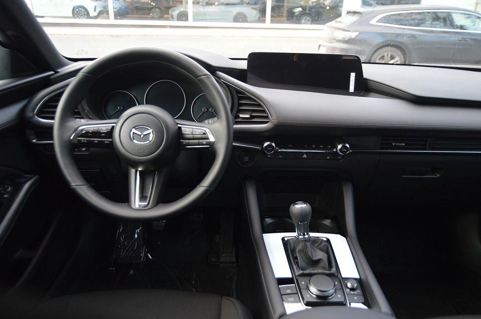 Mazda 3 Benzin 140PS 6GS Centre-Line Navi PDC SHZ foto 13