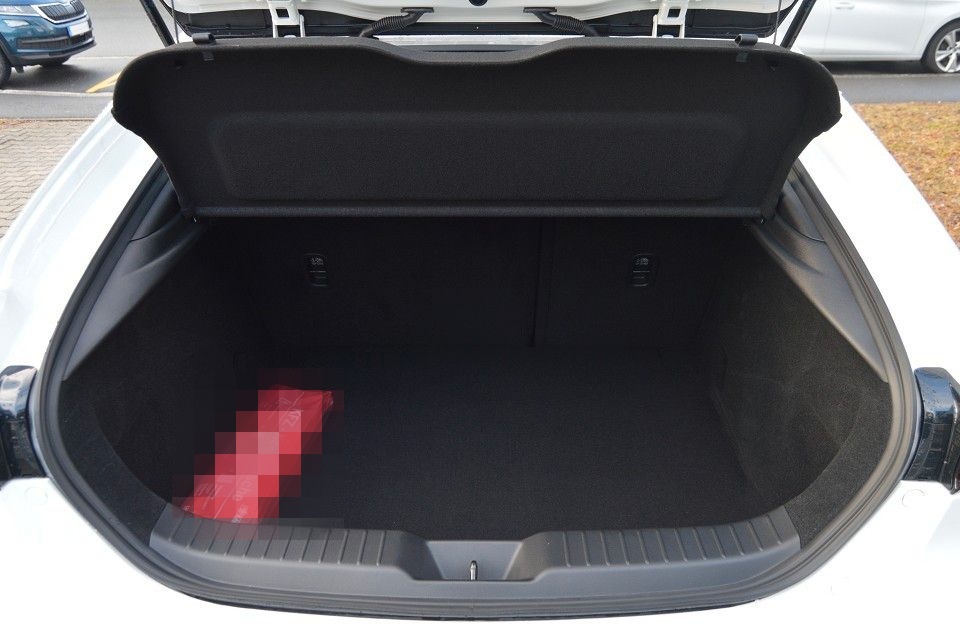 Mazda 3 Benzin 140PS 6GS Centre-Line Navi PDC SHZ foto 7