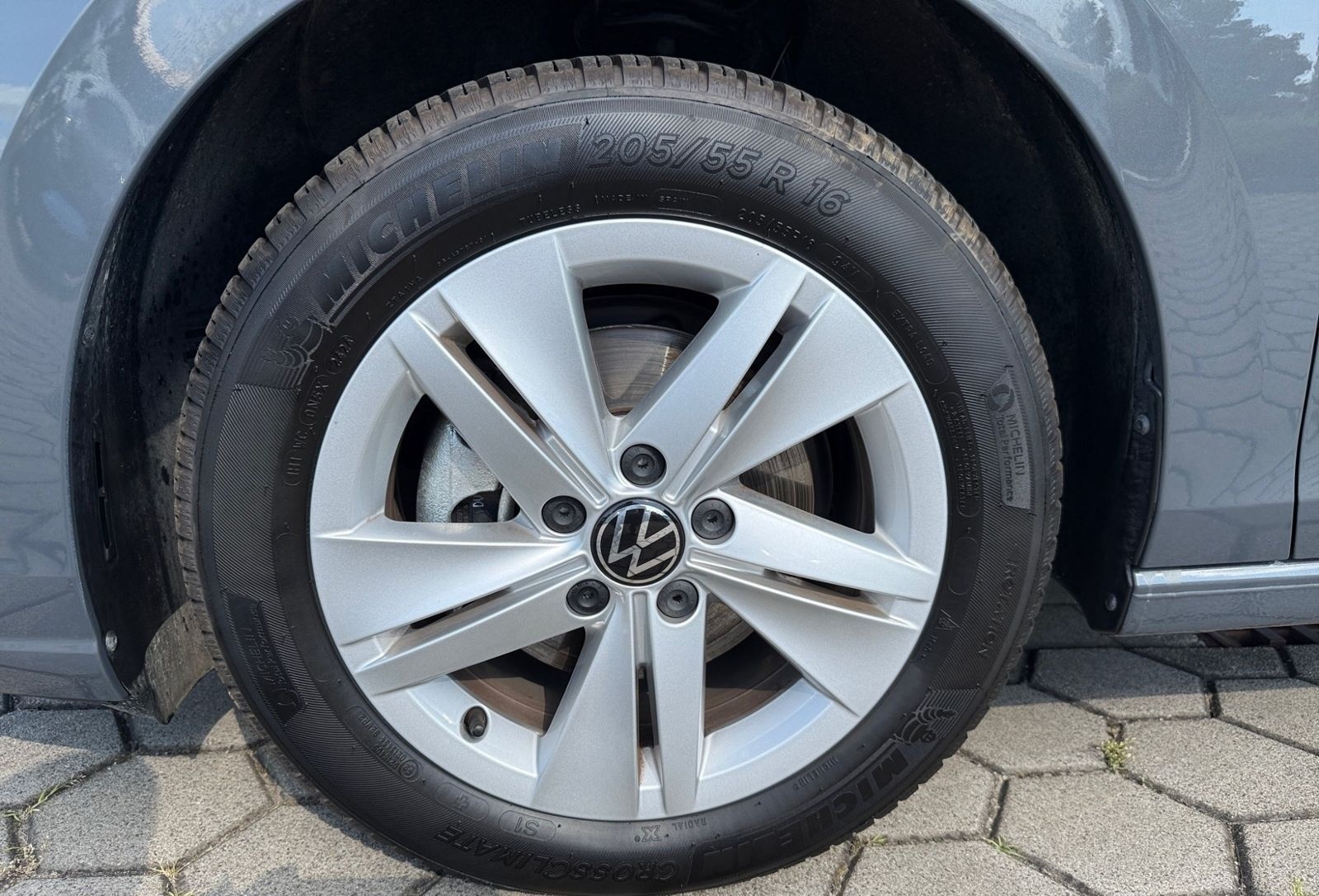 Volkswagen Golf VIII 1.5 eTSI Life DSG AHK ACC DAB+ foto 16