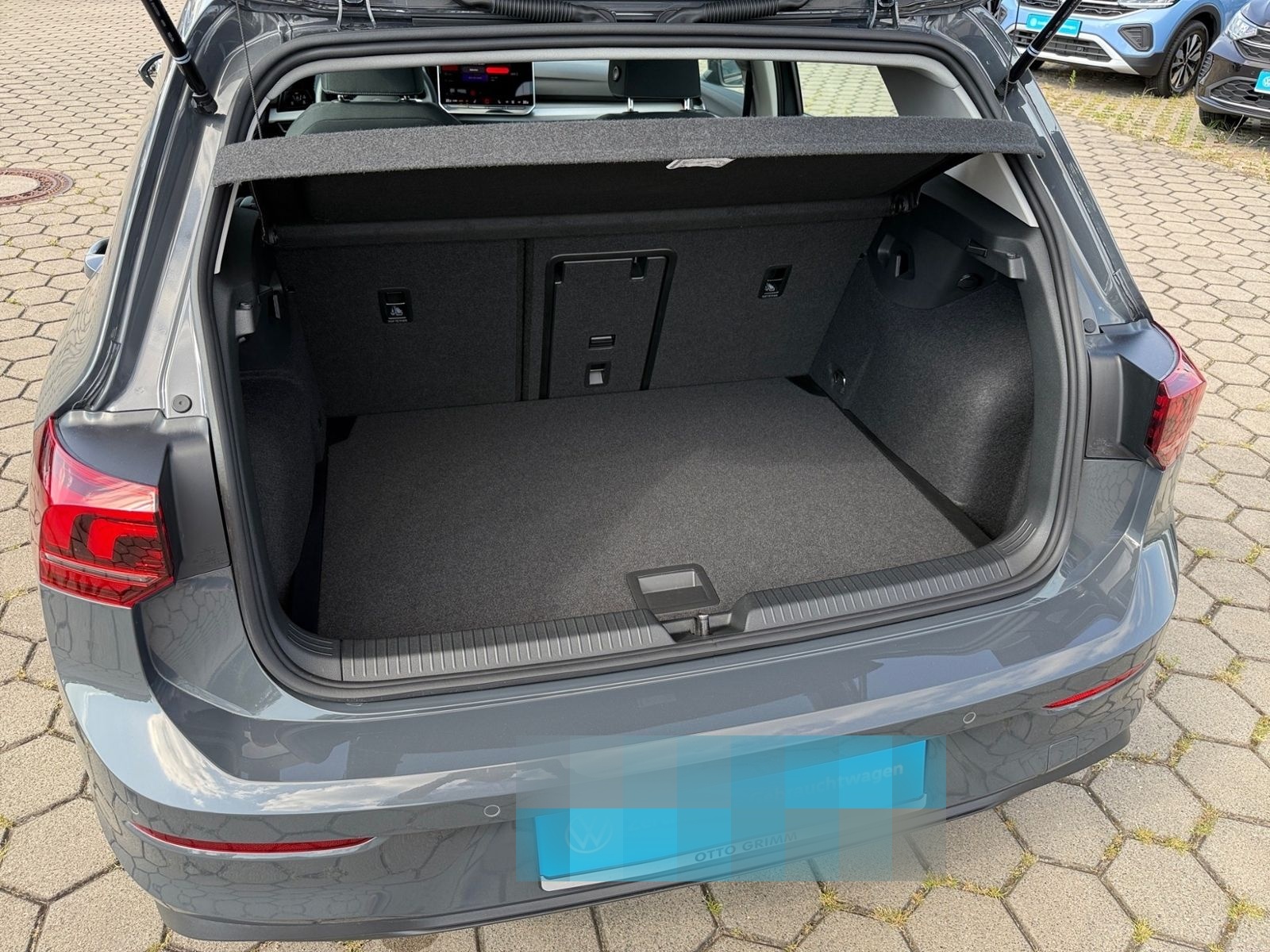 Volkswagen Golf VIII 1.5 eTSI Life DSG AHK ACC DAB+ foto 7