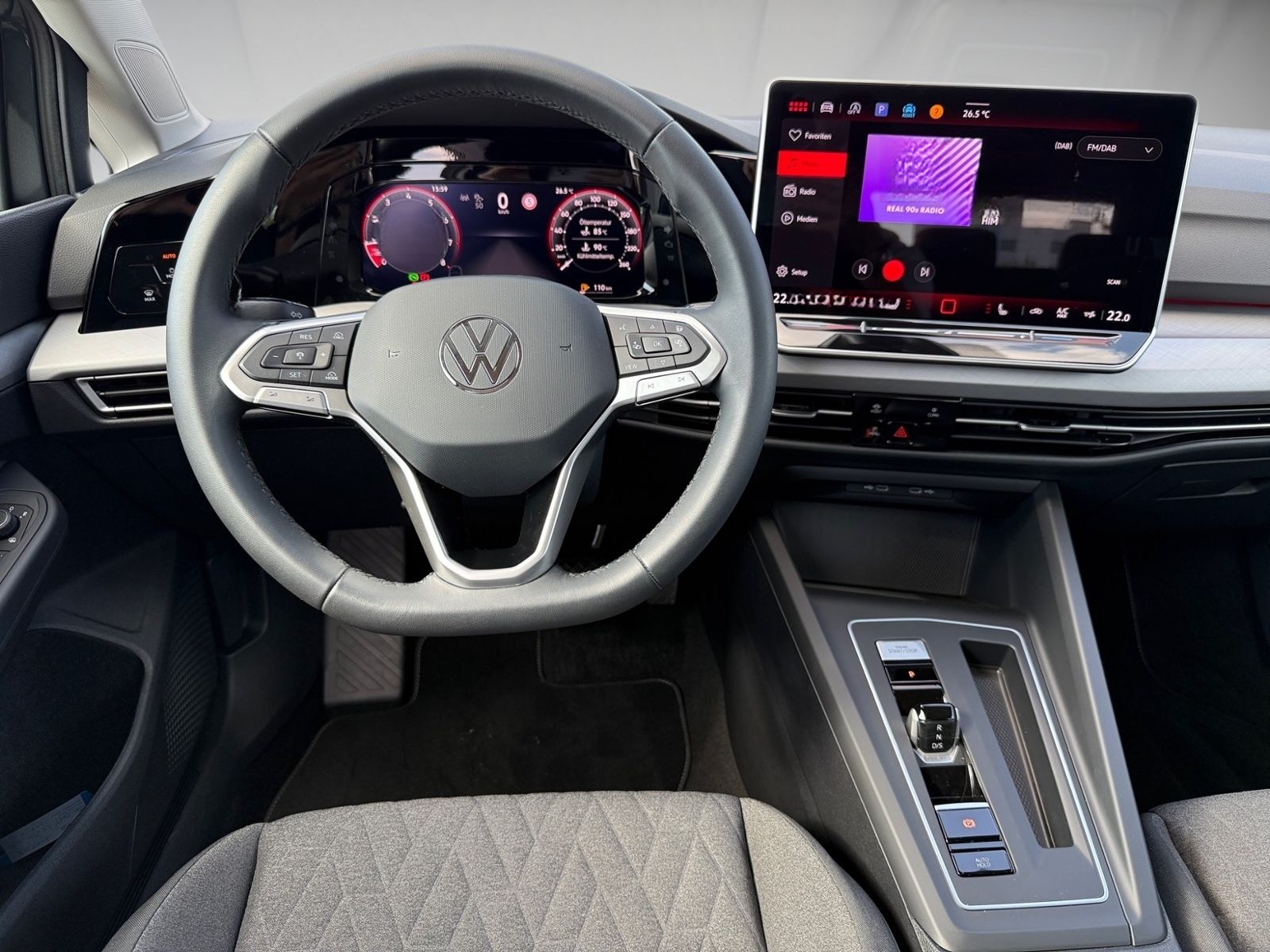 Volkswagen Golf VIII 1.5 eTSI Life DSG AHK ACC DAB+ foto 9