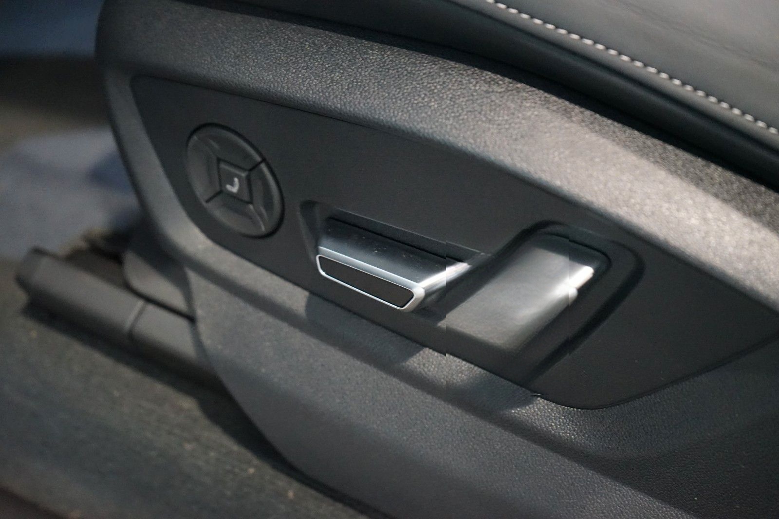 Audi SQ7 TFSI | B&O | HuD | Pano | Laser | 7-Sitze foto 14