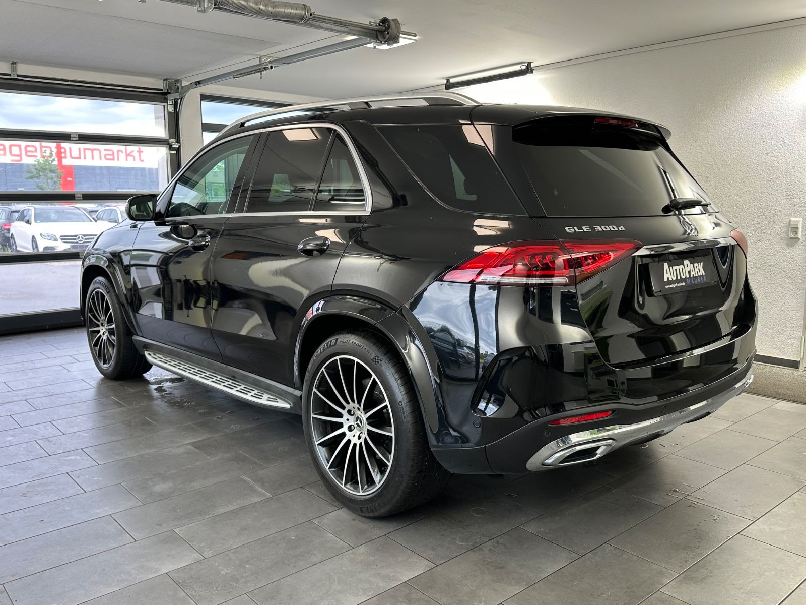 Mercedes-Benz GLE 300 d 4Matic AMG*360°*Memory*Spur*AIRMATIC* foto 8