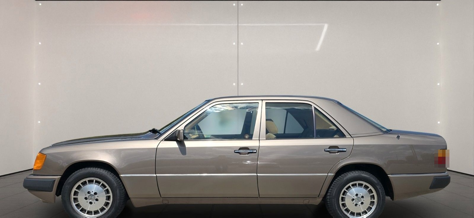 Mercedes-Benz 250 D *ZENTRAL*E-FENSTER*4 GANG AUTOMATIK*H-KEN. foto 2