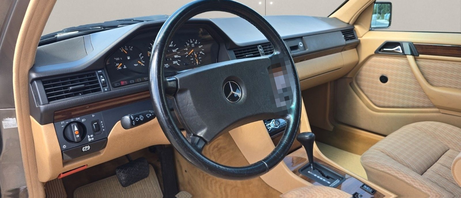 Mercedes-Benz 250 D *ZENTRAL*E-FENSTER*4 GANG AUTOMATIK*H-KEN. foto 11