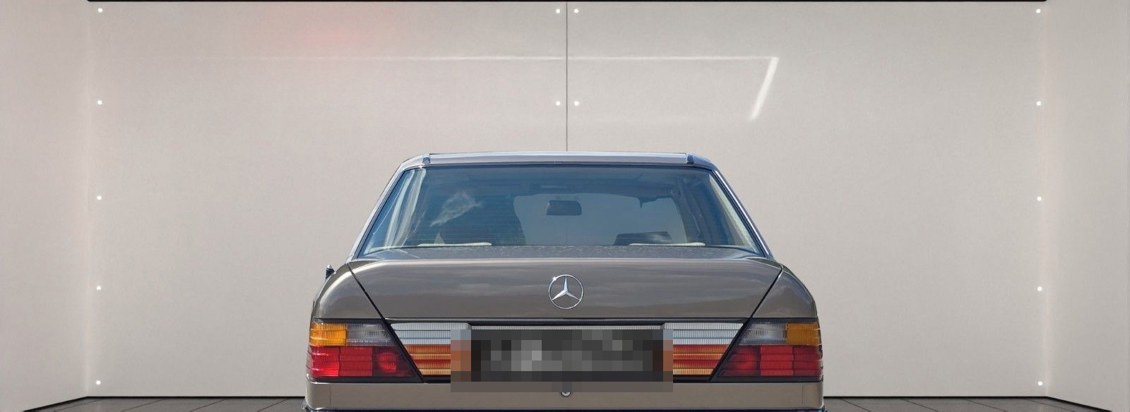 Mercedes-Benz 250 D *ZENTRAL*E-FENSTER*4 GANG AUTOMATIK*H-KEN. foto 4