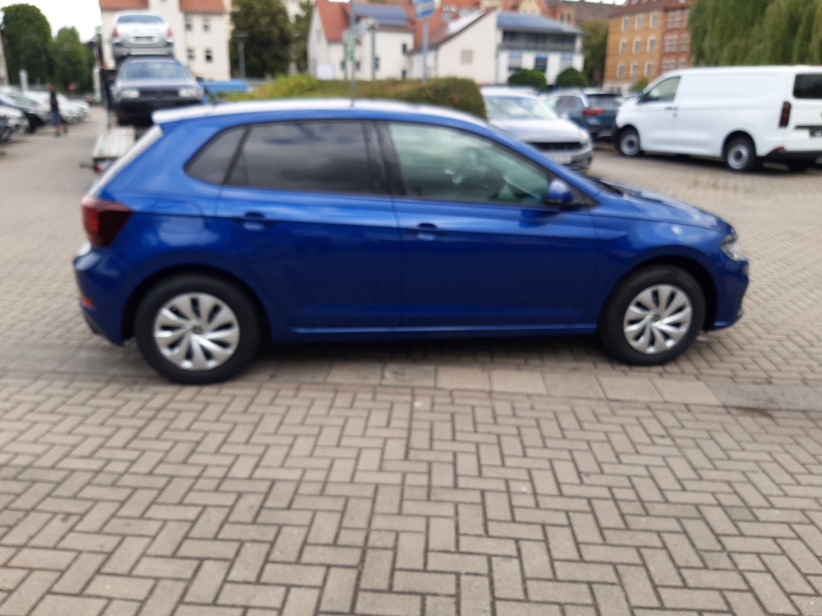Volkswagen Polo Life 1,0 l 59 kW (80 PS) 5-Gang-Schaltgetri foto 3