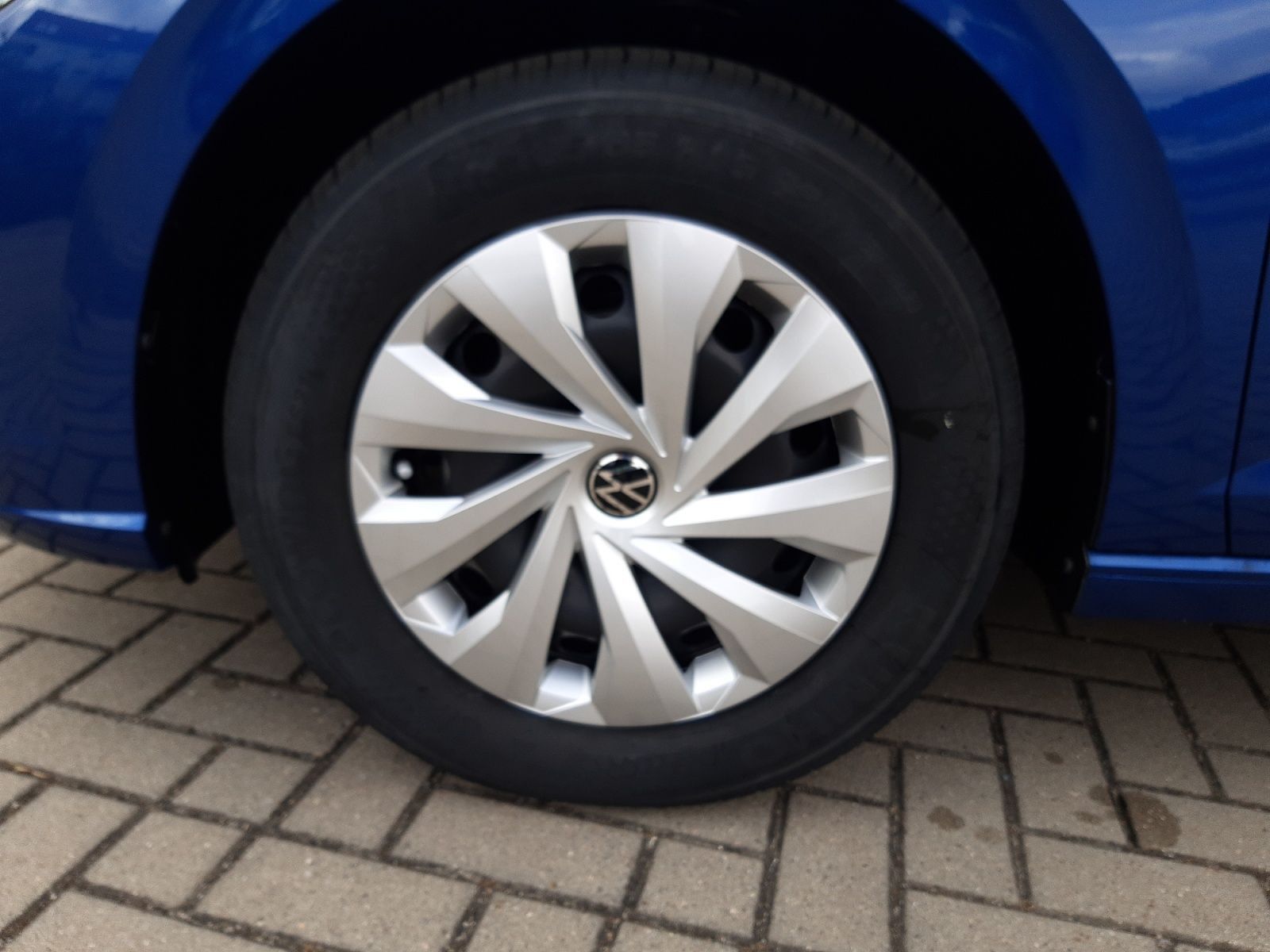 Volkswagen Polo Life 1,0 l 59 kW (80 PS) 5-Gang-Schaltgetri foto 7