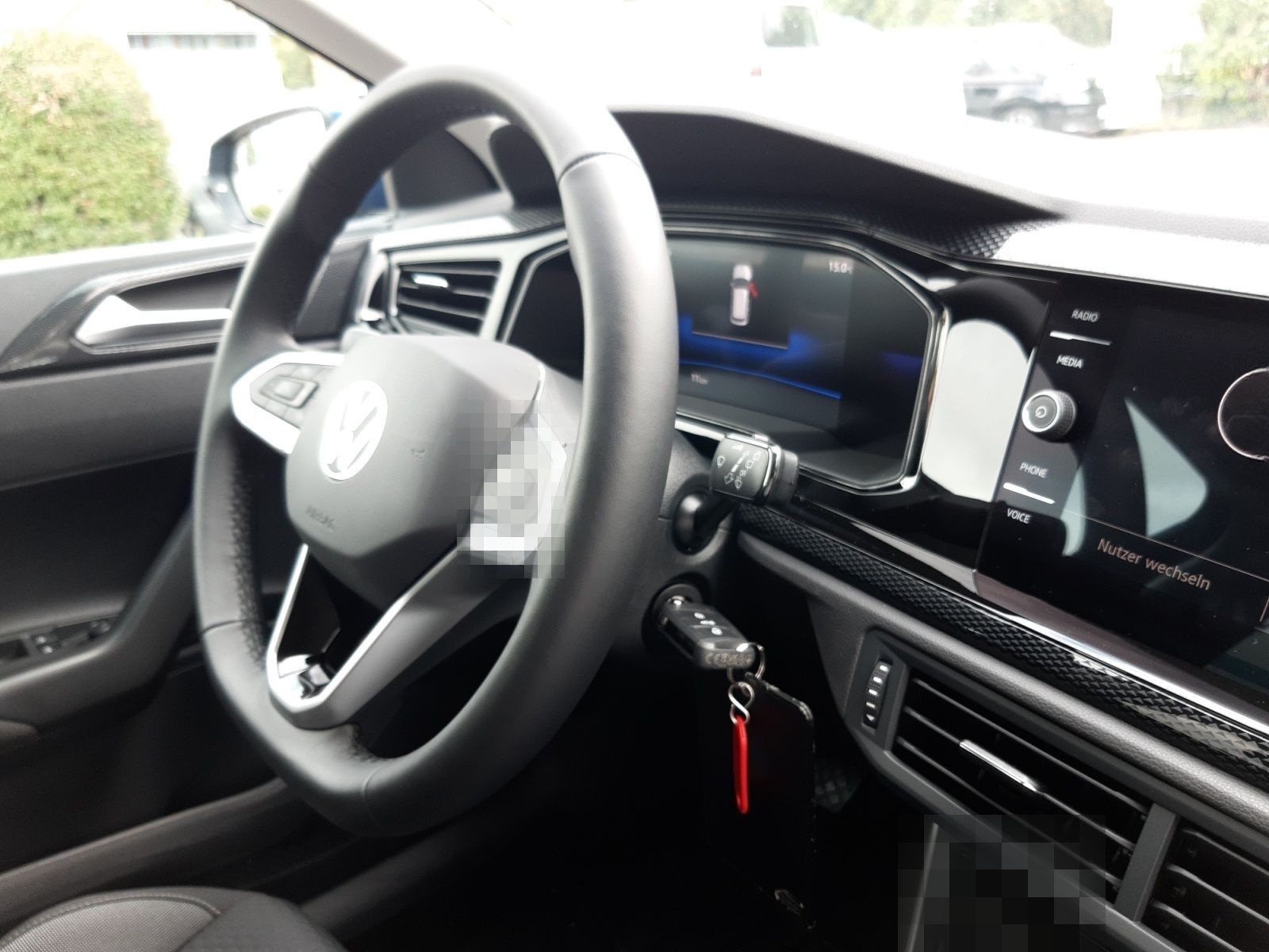 Volkswagen Polo Life 1,0 l 59 kW (80 PS) 5-Gang-Schaltgetri foto 10