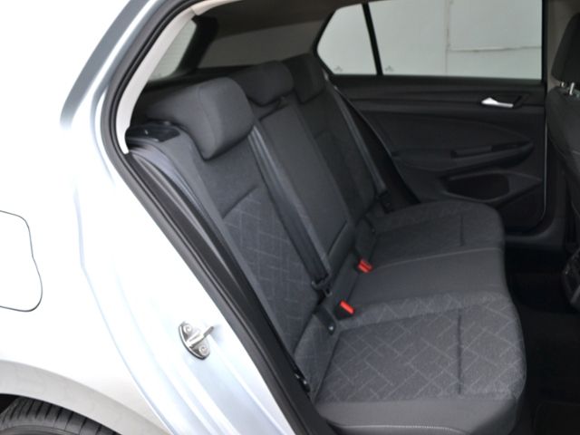 Volkswagen Golf VIII 1.5 TSI Life LED/NAVI+VZE/16-ZOLL/PDC/ foto 8