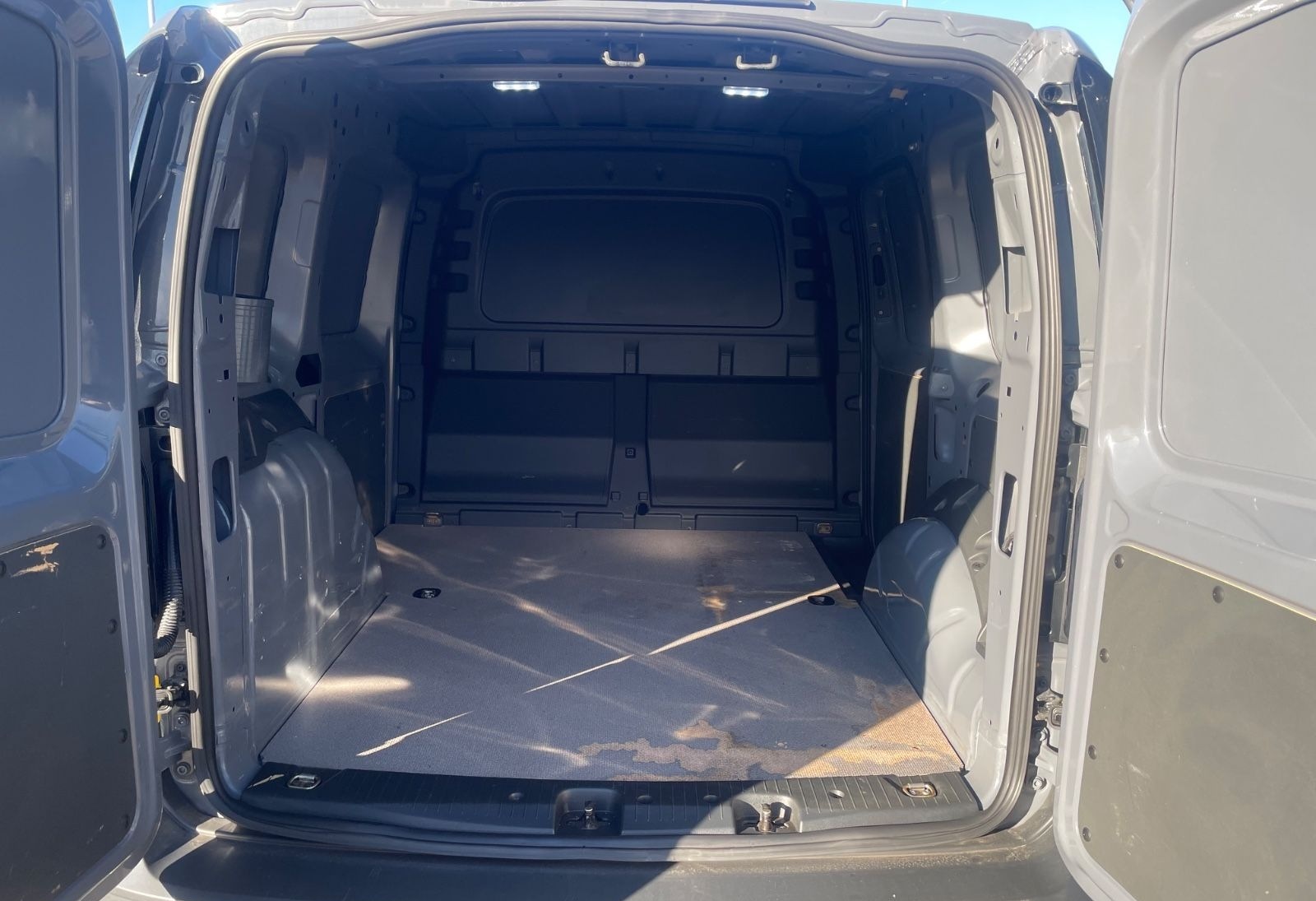 Volkswagen Caddy Cargo 2.0 TDI - Car Play-Klima-PDC-Tempo foto 12