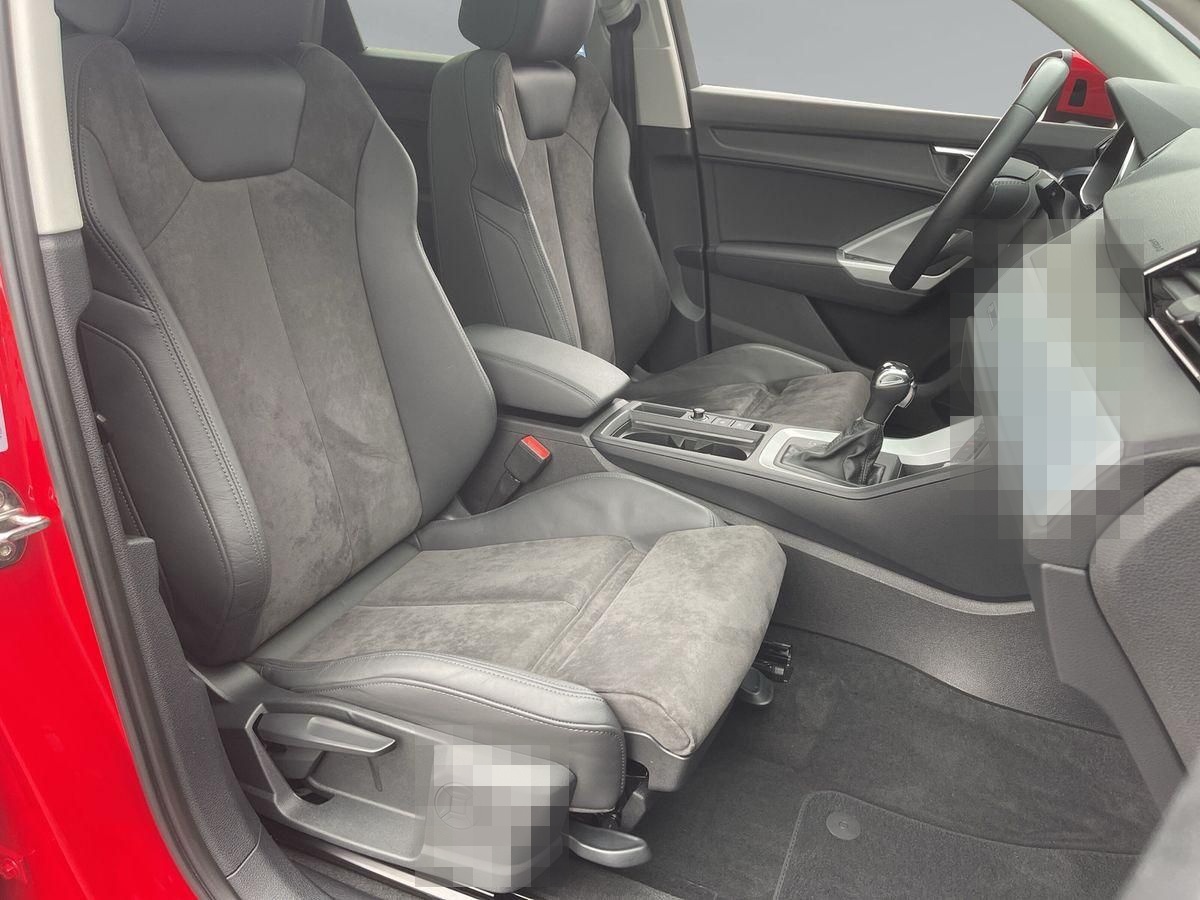 Audi Q3 1.4 TFSIe S-Tronic LED PANO NAVI ALCANTARA foto 11
