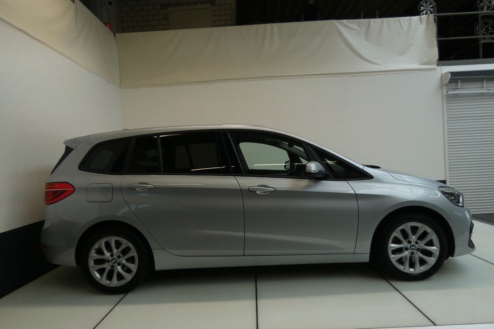 BMW 220i Gran Tourer*Aut*Navi*DAB*HiFi*PDC*LED foto 6