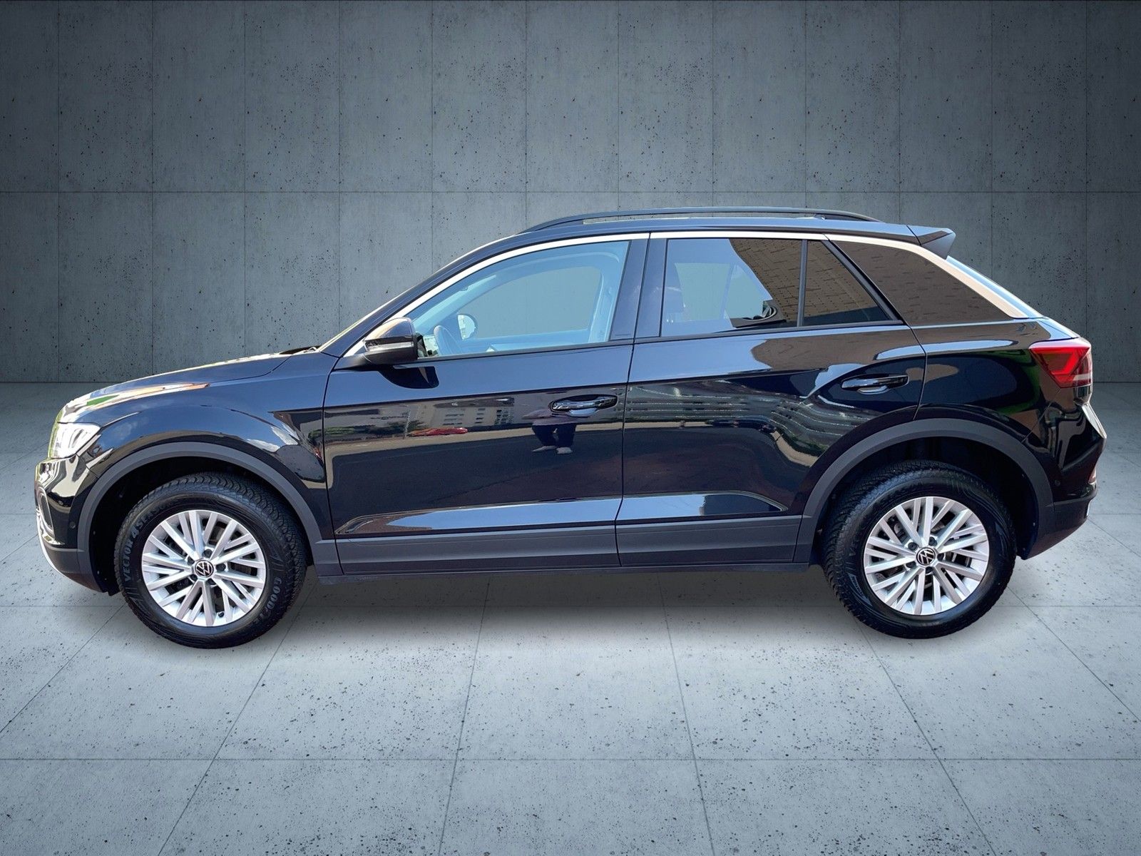 Volkswagen T-Roc Life 1.0 TSI LED Navi App Connect Einparkh foto 2