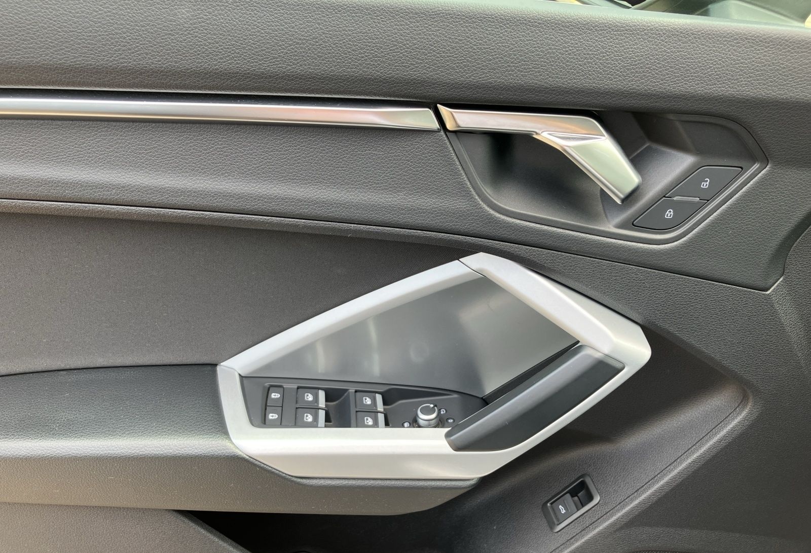 Audi Q3 Sportback 35 TDI quattro S-line S-tronic LED  foto 19
