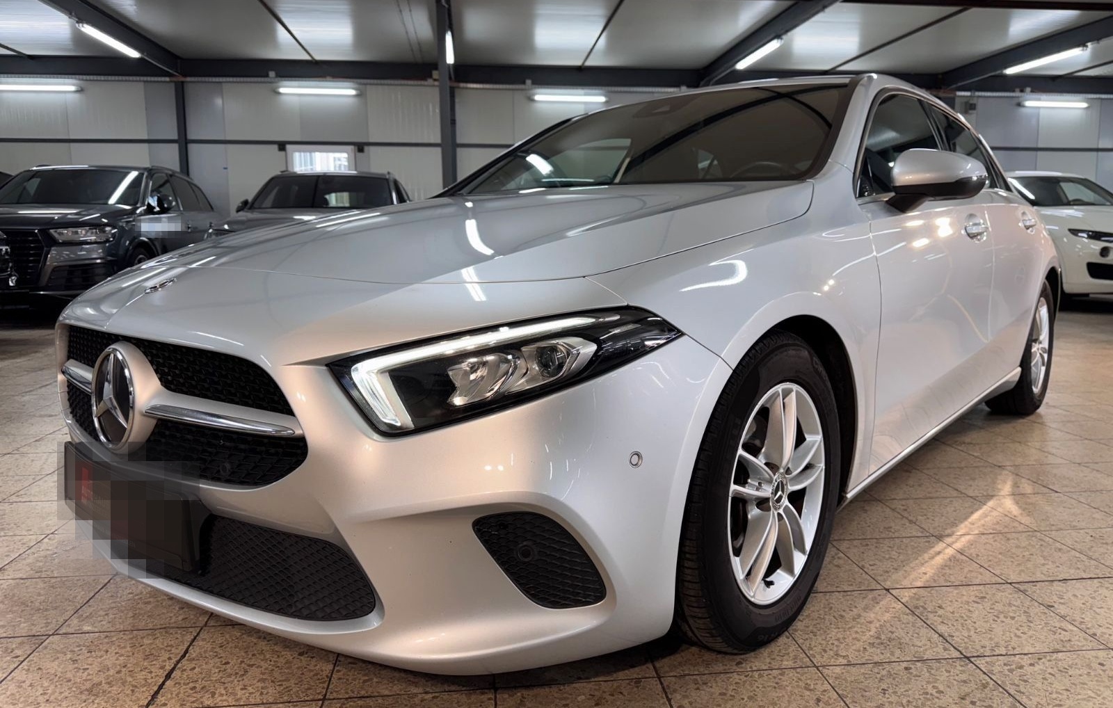 Mercedes-Benz A 180 d LED*KAME*WIDE*LANE*MBUX*PARKPKT*1.HAND foto 4