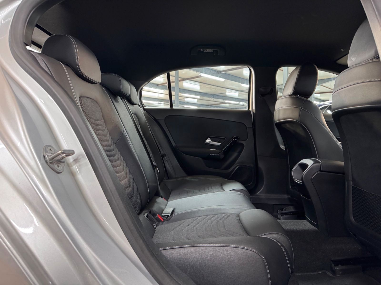 Mercedes-Benz A 180 d LED*KAME*WIDE*LANE*MBUX*PARKPKT*1.HAND foto 7