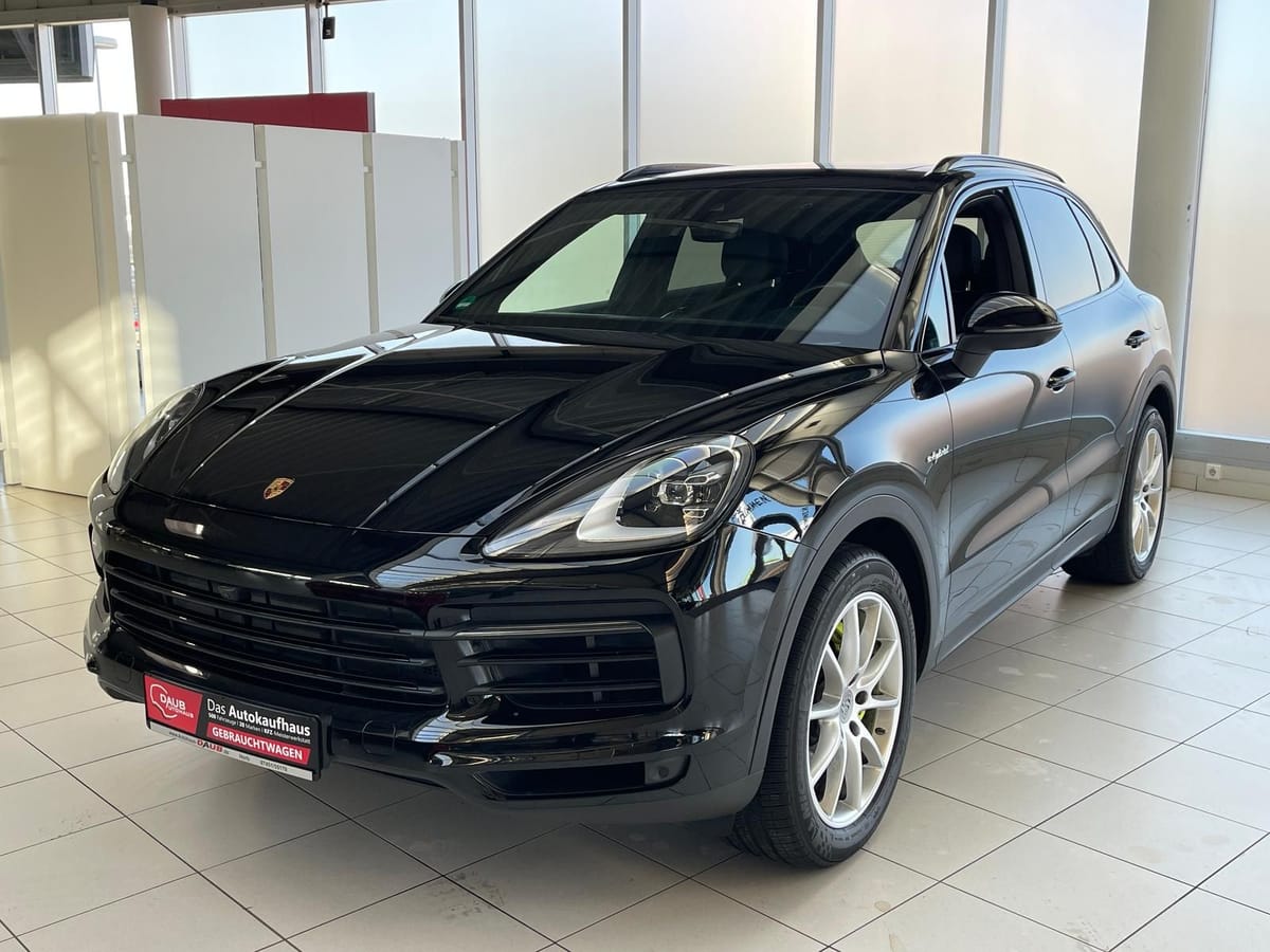 Porsche Cayenne PHEV Leder LED Pano Kamera Bose AHK voll foto 2