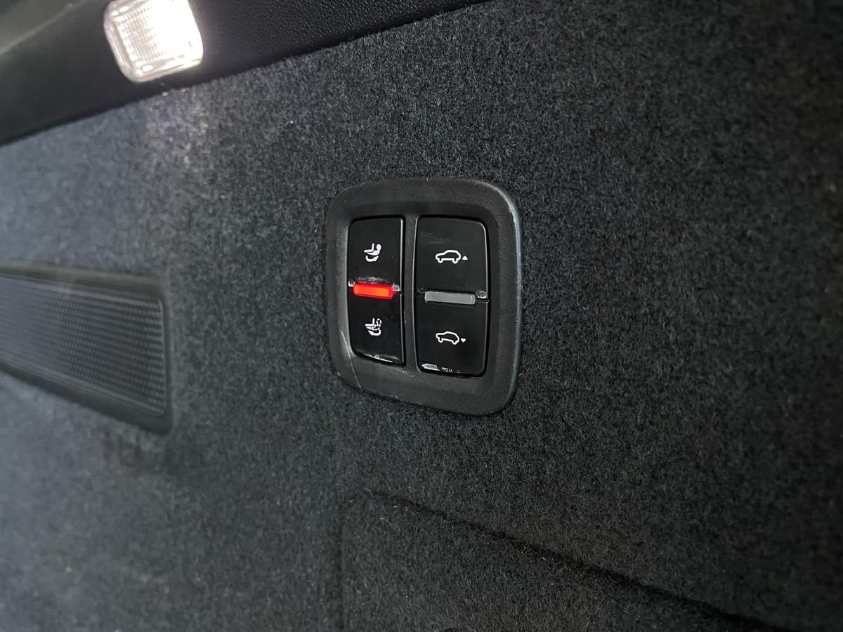Porsche Cayenne PHEV Leder LED Pano Kamera Bose AHK voll foto 18