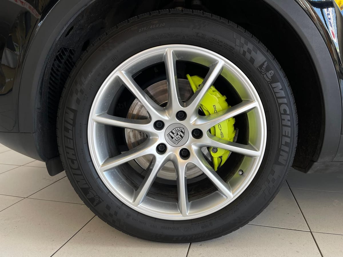 Porsche Cayenne PHEV Leder LED Pano Kamera Bose AHK voll foto 24