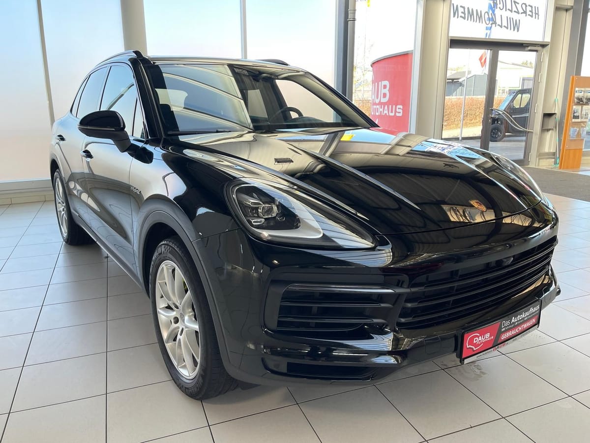 Porsche Cayenne PHEV Leder LED Pano Kamera Bose AHK voll foto 7