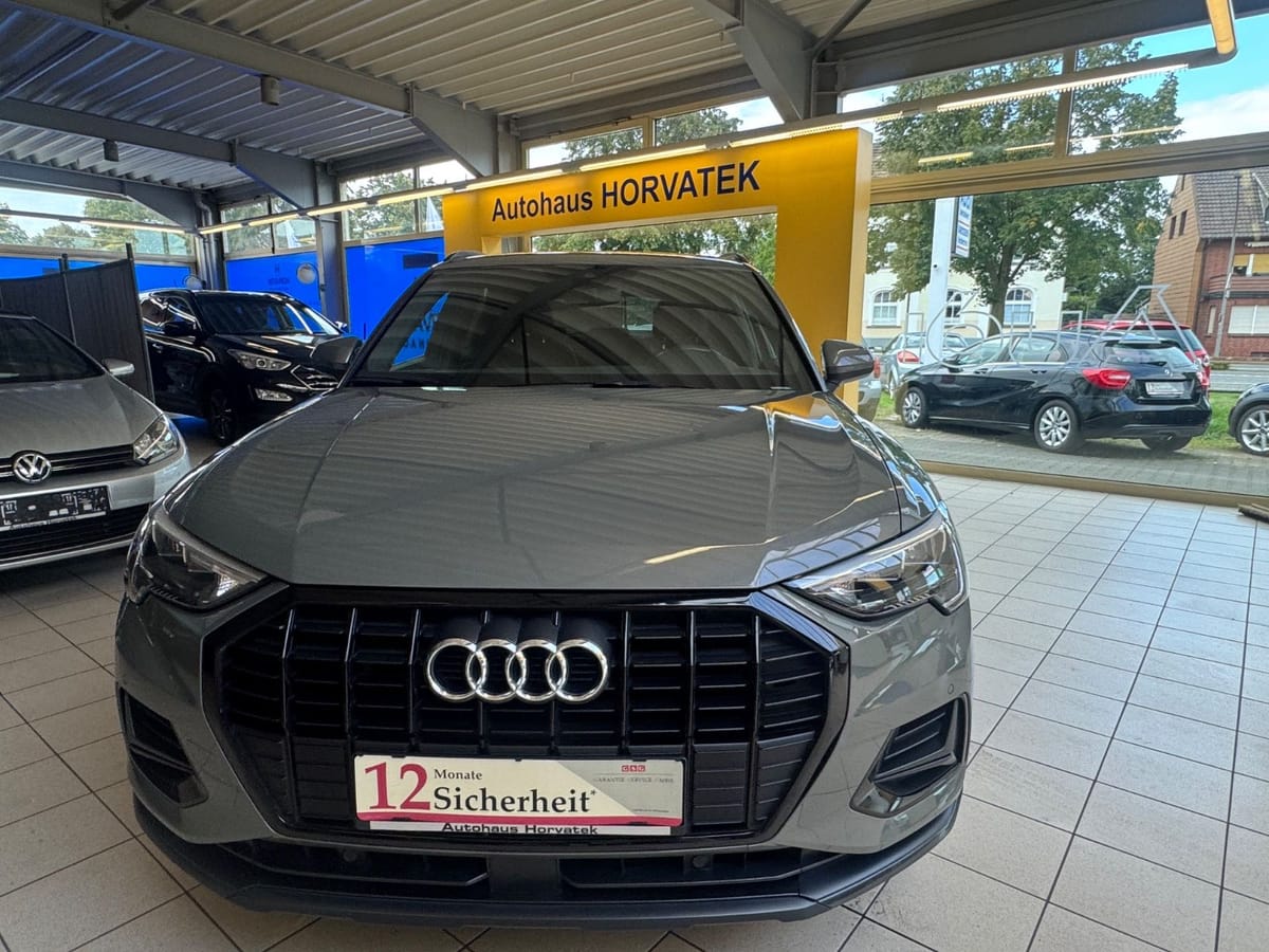Audi Q3 35 TFSI Navi AHK Scheckheft Vir.Cock S-Line foto 2